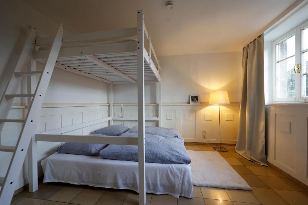 Paterre Wohnung In Der Rosa Villa Selb Extérieur photo